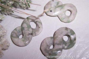 PEACE JADE Infiniti Bead SO COOL!