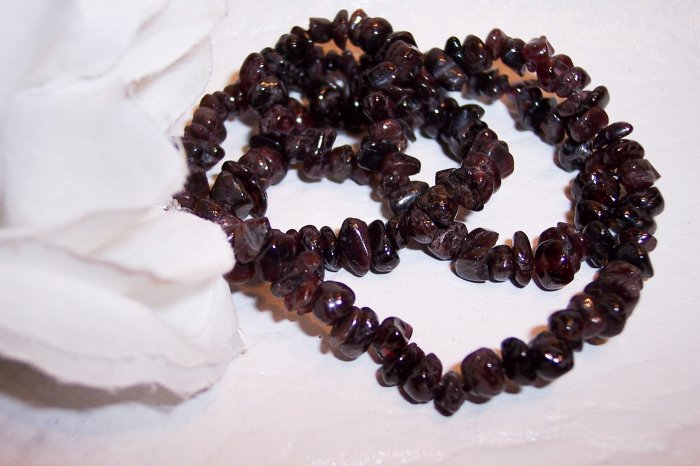 GARNET Chips 5-7mm 17" Strand GORGEOUS!!