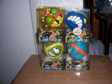 FOUR MAD HEDZ MAGIC TWISTY CUBE PUZZLE SCARY UGLY HALLOWEEN TOYS 2X2X2