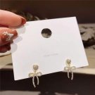 Beautiful, fashionable and popular decorative earrings. Silver studs earrings [free earrings]