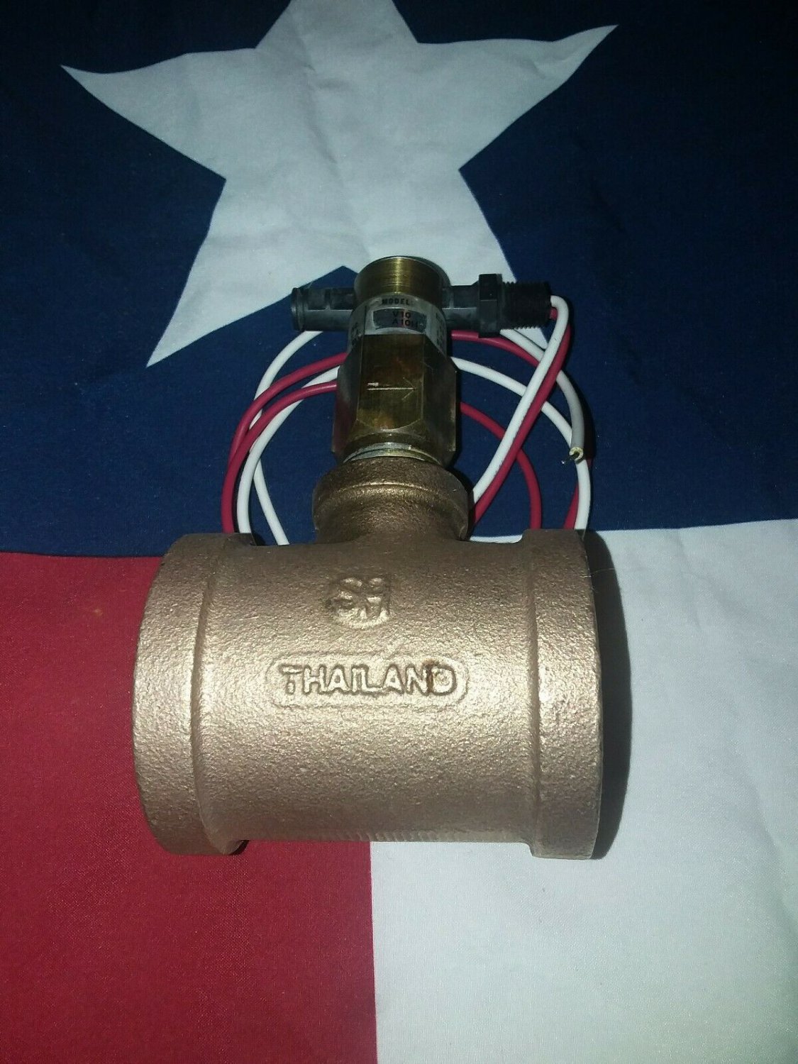 Dwyer W E Anderson V10 Flotect Mini-Size Flow Switch Brass Body 1 1/4 brass T i3