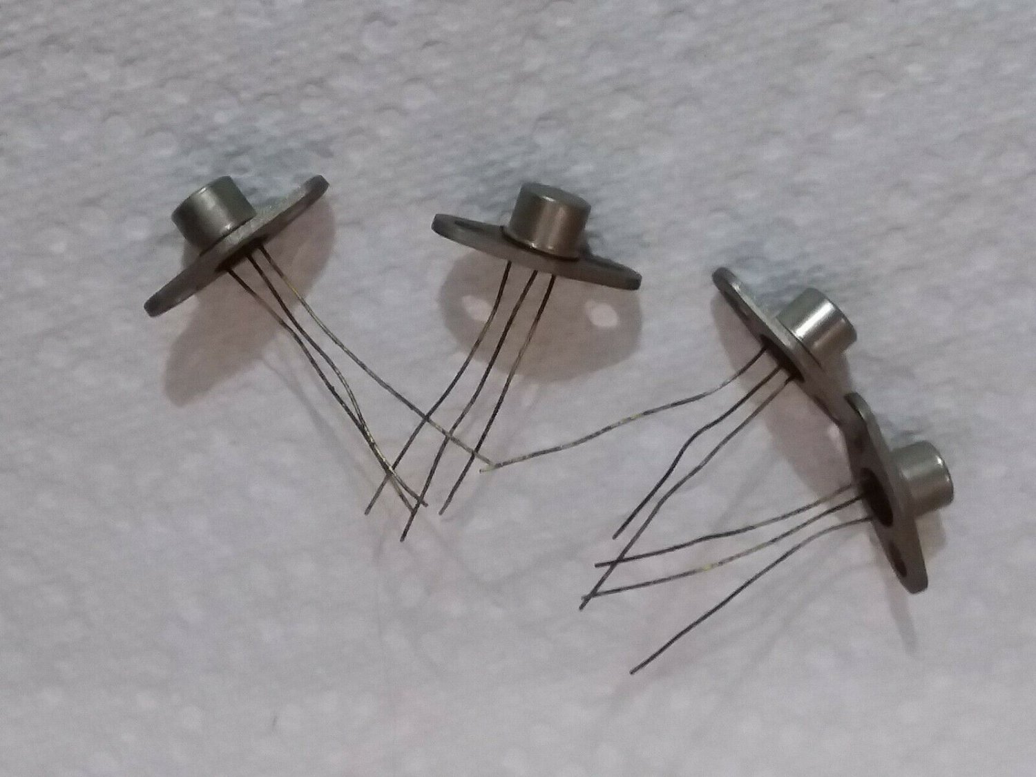 RCA 2N4063 Power Transistor flange mount lot of 4 E1