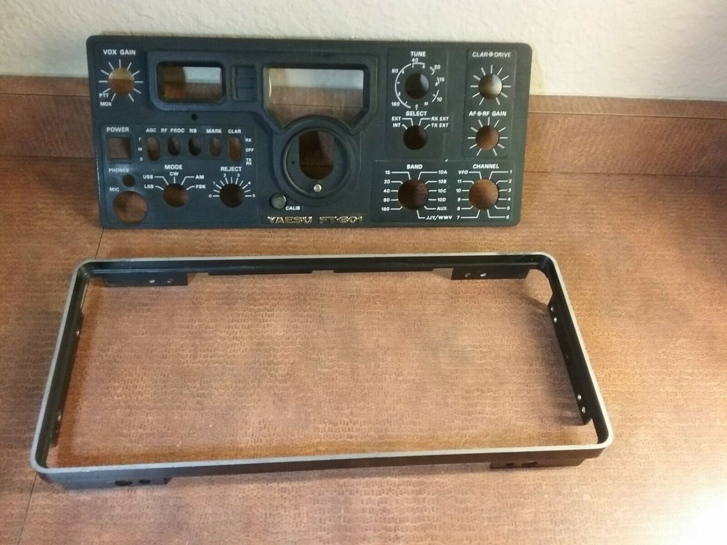 Yaesu FT-301 Front Panel faceplate in Decent Shape 2 pcs. B4