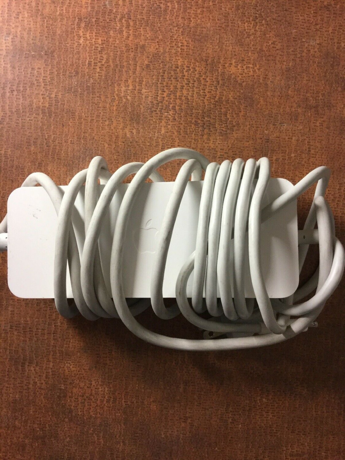 Genuine Apple A1188 Mac Mini 110W 18.5V 6.0A AC Power Supply Adapter
