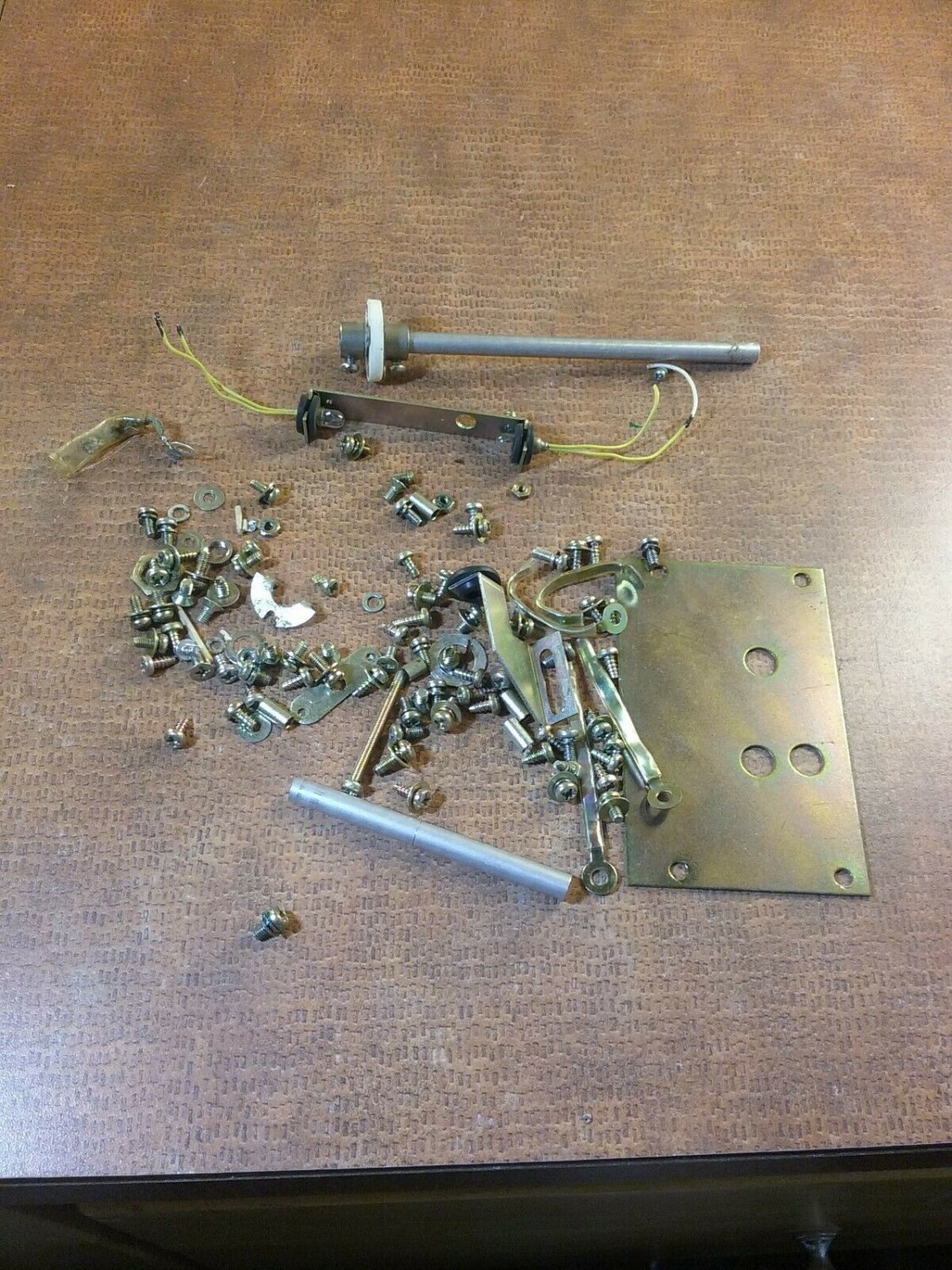 Yaesu FT-301 Various Hardware Bulbs Stand-Off Screws b7