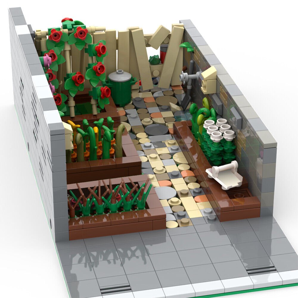 BuildMoc Community Allotment Garden Model 681 Pieces