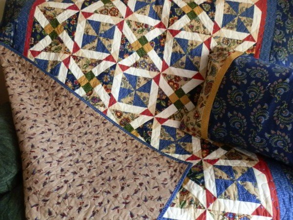 Quilt Granny's Choice is Singing A Capella on the Range with Pride 081233QPC