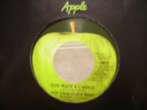HOT CHOCOLATE BAND Give Peace A Chance  45  Apple