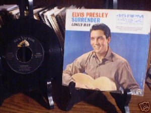 ELVIS PRESLEY  Surrender 45 and P/S    1961