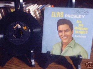 ELVIS PRESLEY  Are You Lonesome Tonight   45 & P/S