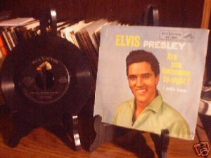 ELVIS PRESLEY Are You Lonesome Tonight 45 & P/S