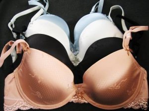 NEW VICTORIA SECRET PADDED PUSH UP DEMI  BRA 34D LACE