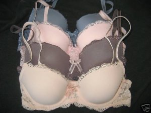 NWT VICTORIA SECRET MEMORY FOAM DREAM ANGELS BRA 32B