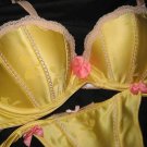 SEXY VICTORIA SECRET PADDED PUSH UP BRA THONG LOT 36B M