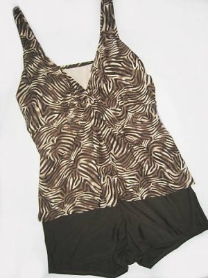 TWIST FRONT SHORTINI TANKINI SWIMSUIT 20W 42C U/W BRA