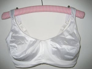 NEW VICTORIA SECRET SATIN LINED FULL COVERAGE BRA 36DD