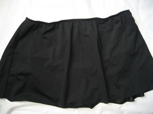 NEW FLOUNCE FULL SKIRTED SWIM BOTTOM 24W PLUS BLACK
