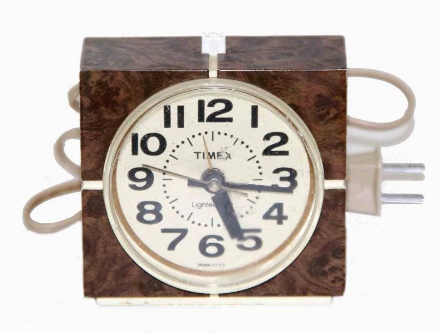 Vintage Timex Alarm Clock 1970s Model 74174 Brown Cream