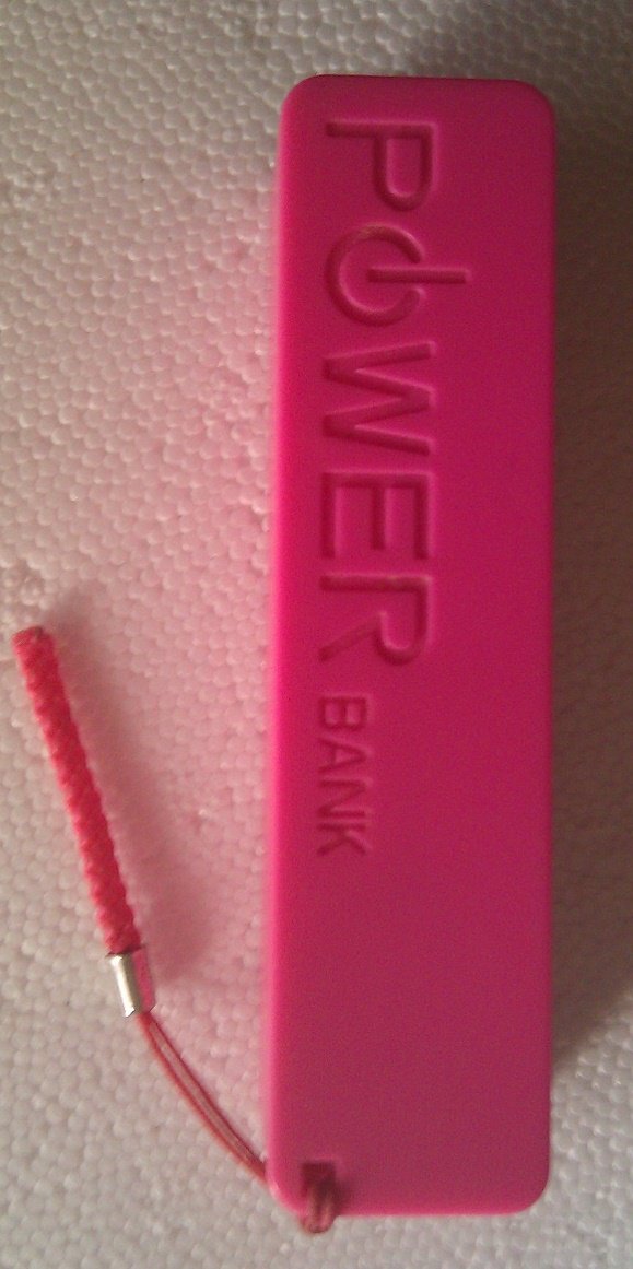 Power Bank - Pink - Micro USB Input 5V / 1A Max - USB Output 5 Volts