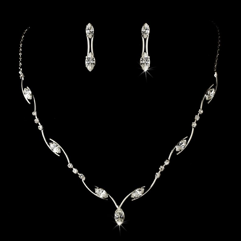 Silver Clear Rhinestone Wavy Necklace Earring Set