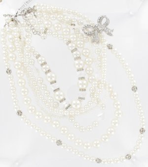 White House Black Market Silver Pearl Bow Necklace