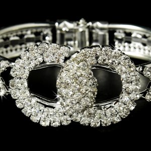 Silver Rhinestone Crystals Round Cuff Bracelet