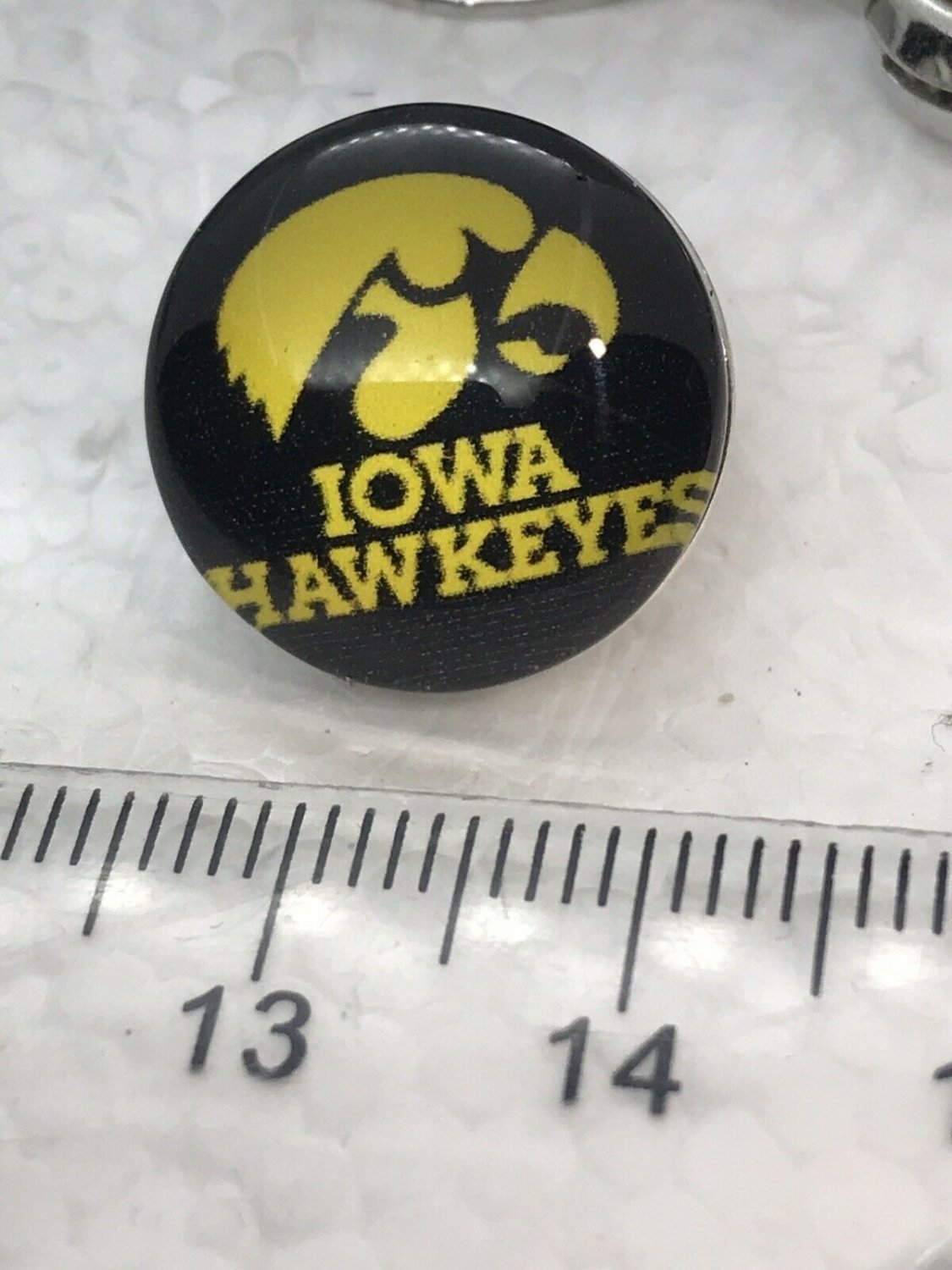 Iowa Hawkeyes snap button 18mm fit ginger snap Jewelry Fast Shipping