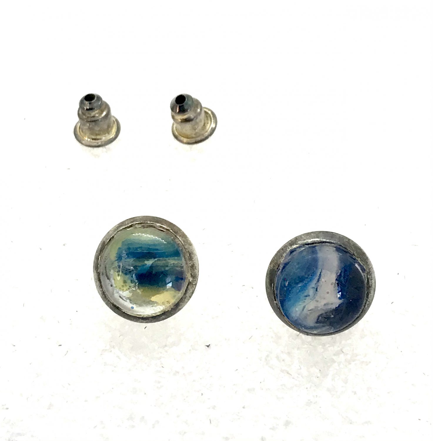 Stud  earrings hand painted dome 8mm  925 silver plated