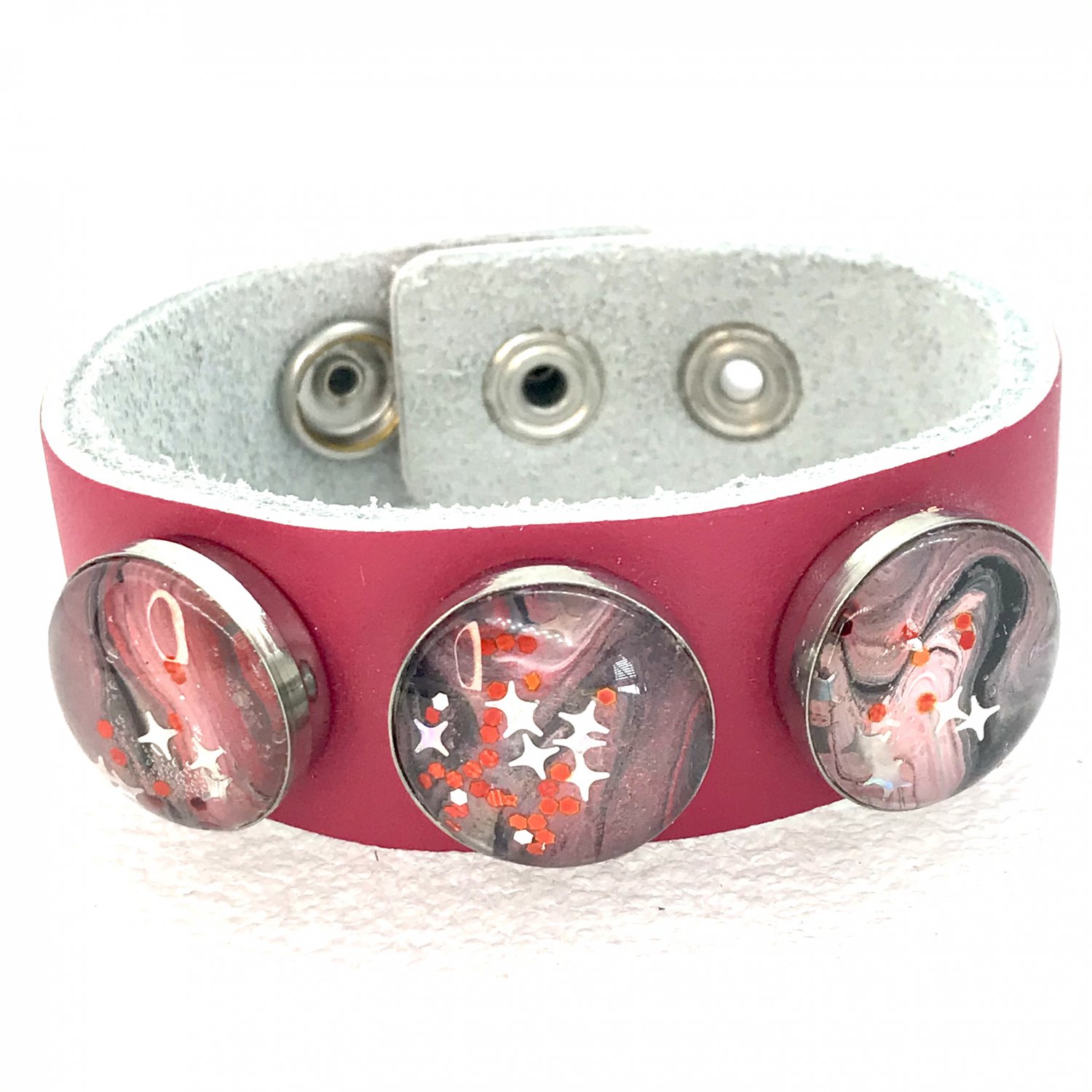Leather bracelet 3 Hand Painted Ginger snaps Buttons 20mm Fast Shipping