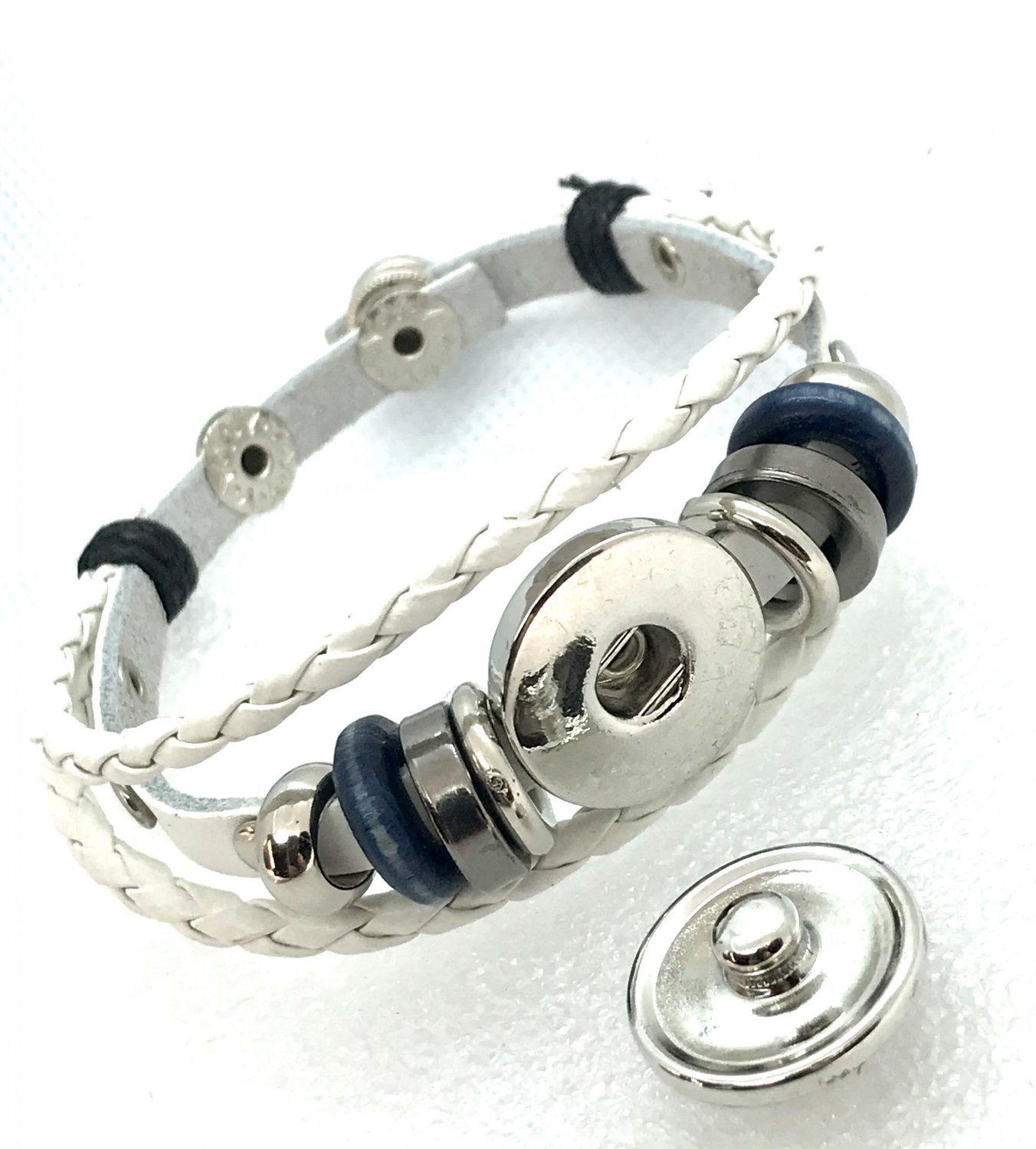 Leather bracelet Hand Painted Ginger snaps Buttons 1820mm Fast Shipping