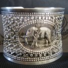 B06Big Bracelet with carve elephant