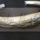 B07bracelet with the bell inside
