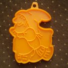 VINTAGE COOKIE CUTTER HALLMARK ORANGE WITCH HALLOWEEN