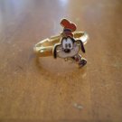 GOOFY ENAMEL RING ADJUSTABLE VINTAGE GOLD-TONE METAL DISNEY