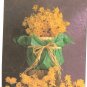 Anne Geddes Postcard 1995 605-107 Baby Yellow Flower Bouquet 4x6