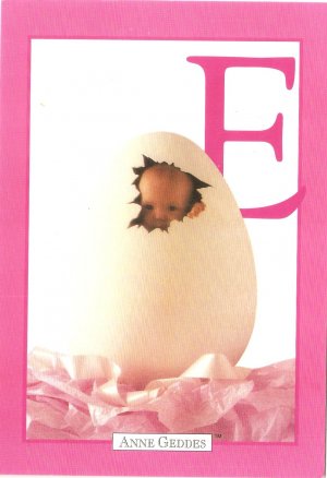 Anne Geddes Postcard 1995 605-058 E is for Egg Baby 4x6