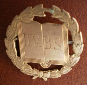 Vintage Pin DBVS Open Book Laurel Wreath Goldtone Metal Trade Mark
