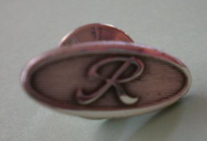 R Pin Lapel Pinback Silvertone Metal Oval 1/5SF