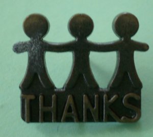 3 Kids Holding Hands Thanks Pin Children People Goldtone Metal 2x1cm