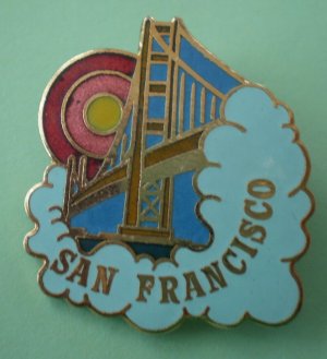 San Francisco Pin Cloud Bridge Sun Goldtone Metal California