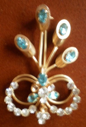 Vintage Brooch Pin Blue Clear Rhinestones Goldtone Metal Broach