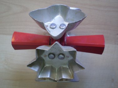 Wear-Ever Rolling Cookie Cutter Vintage 3355 Tacuco Aluminum