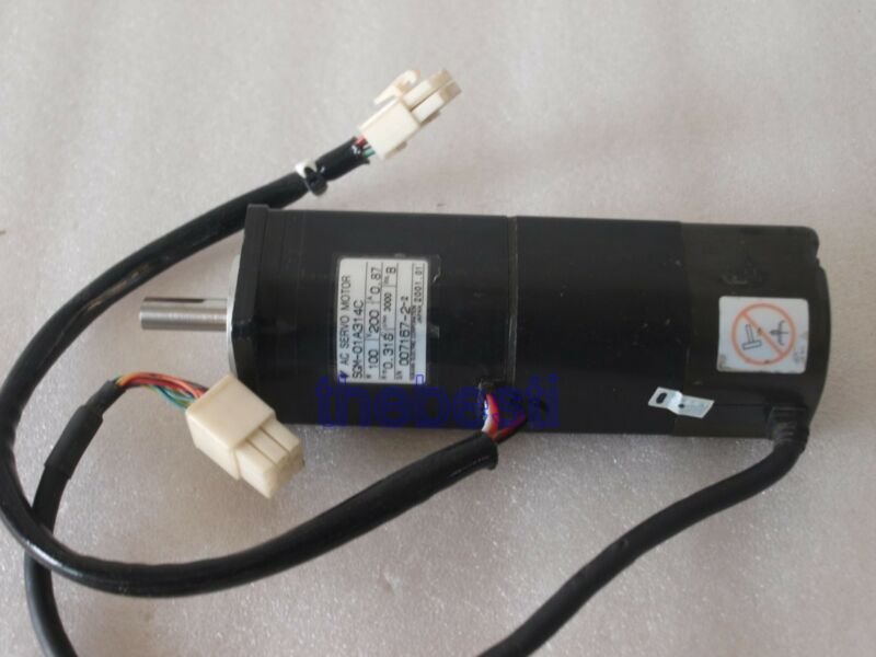 Used Yaskawa Servo Motor SGM-01A314C In Good Condition