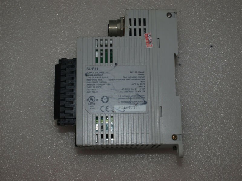  Used Keyence SL-R11 Safety Control Unit In Good Condition