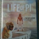 Life of Pi (Blu-ray/DVD, 2013, 2-Disc Set) LIKE NEW.  Ang Lee, Suraj Sharma