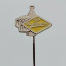 Ozujsko Pivo Croatia Lager Beer Brewery Zuja Advertising, vintage pin badge