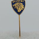 PEUGEOT - France car, auto, automotive, vintage pin, badge, abzeichen, lapel !
