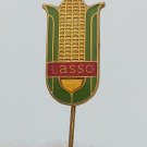 LASSO, Germany - Agriculture, agronomy, seed, planting, vintage pin badge, abzeichen, enamel