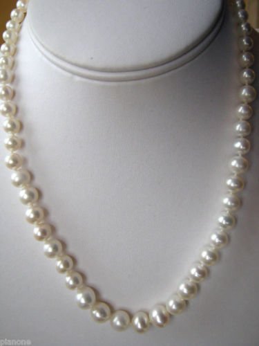 Graduated White Pearl Necklace Set with matching Earrings and Bracelet