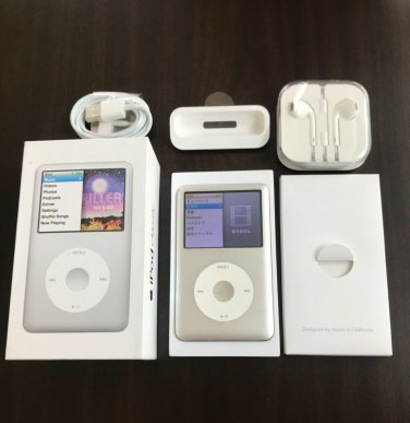 Apple iPod Classic 160GB silver Model mc293 a1238 earphone dock